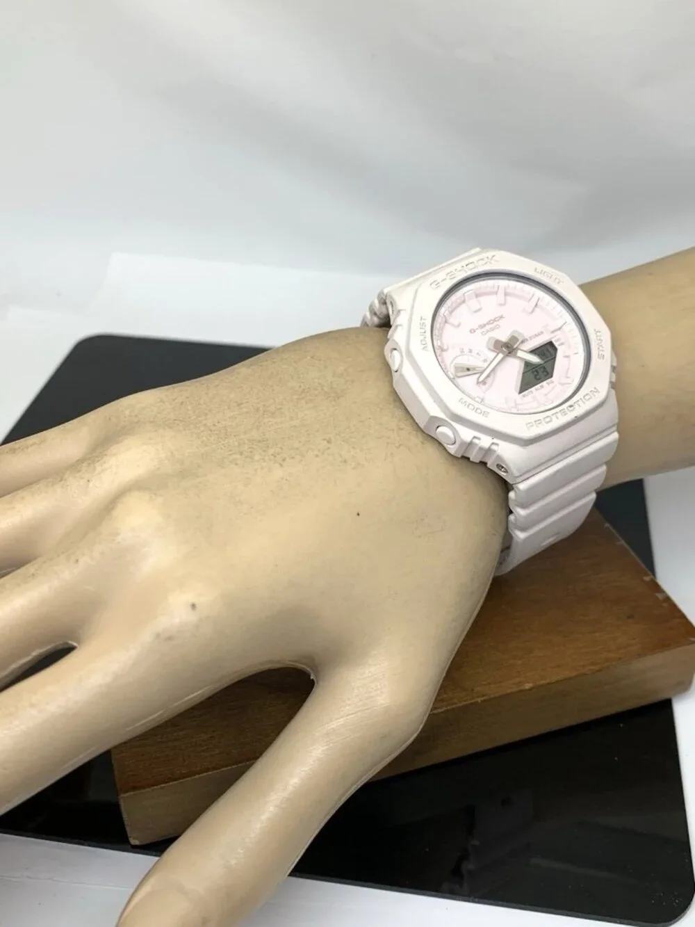 Casio G-Shock Women's Watch GMAS2100 Quartz Blush Resin Analog Digital 43mm 5611